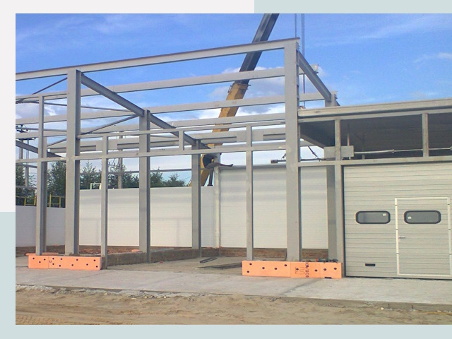 Строительство автосервисов от СтальСтрой-Грг по цене 618 руб.