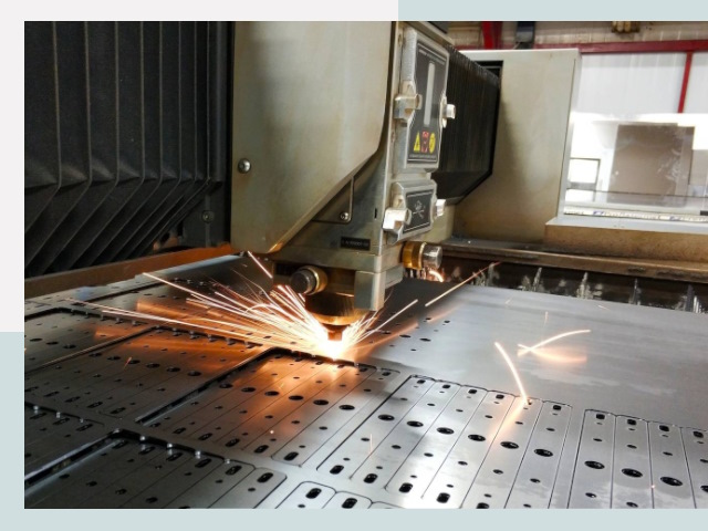 Лазерная резка металла в Георгиевске от 618 руб.
